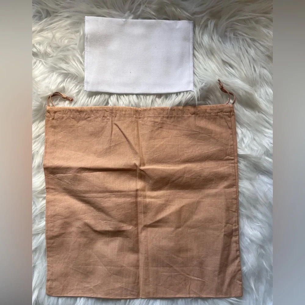 Luxury/Designer Dust Bags Collection - Picture 3 of 10